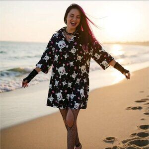 Button‑Up Shirt – Widow – White/Pink – Skull & Star Print Oversized Y2K Grunge